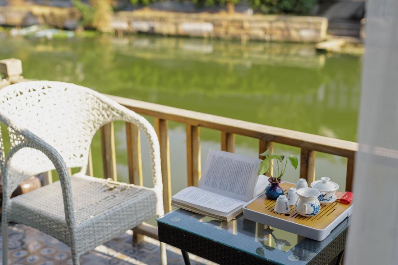 Tongli Slowlife River View Inn Сучжоу Экстерьер фото