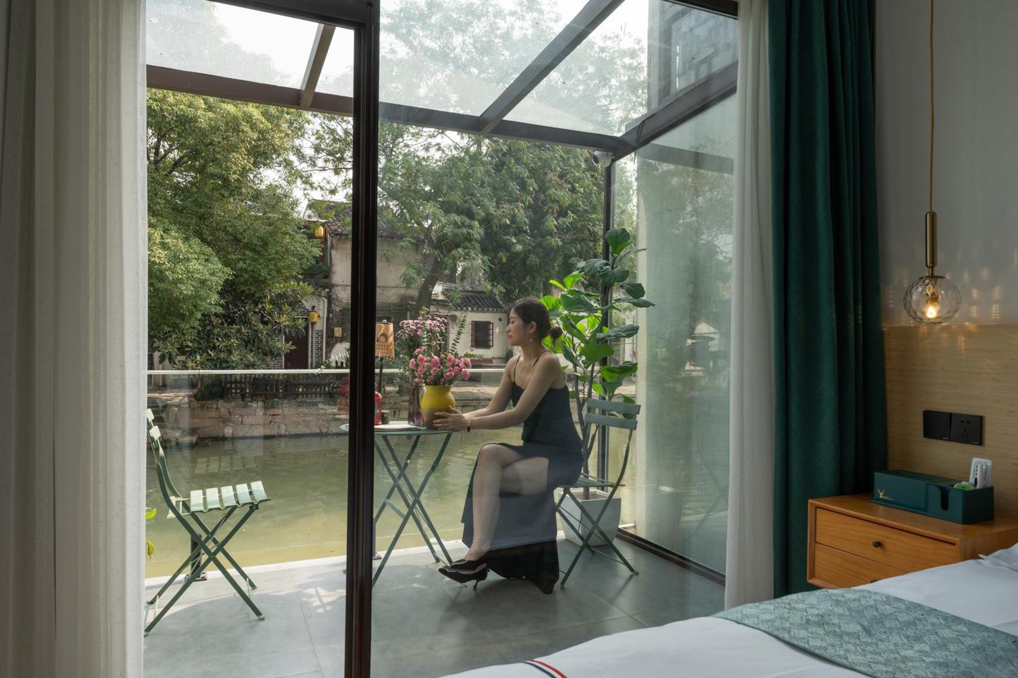 Tongli Slowlife River View Inn Сучжоу Экстерьер фото