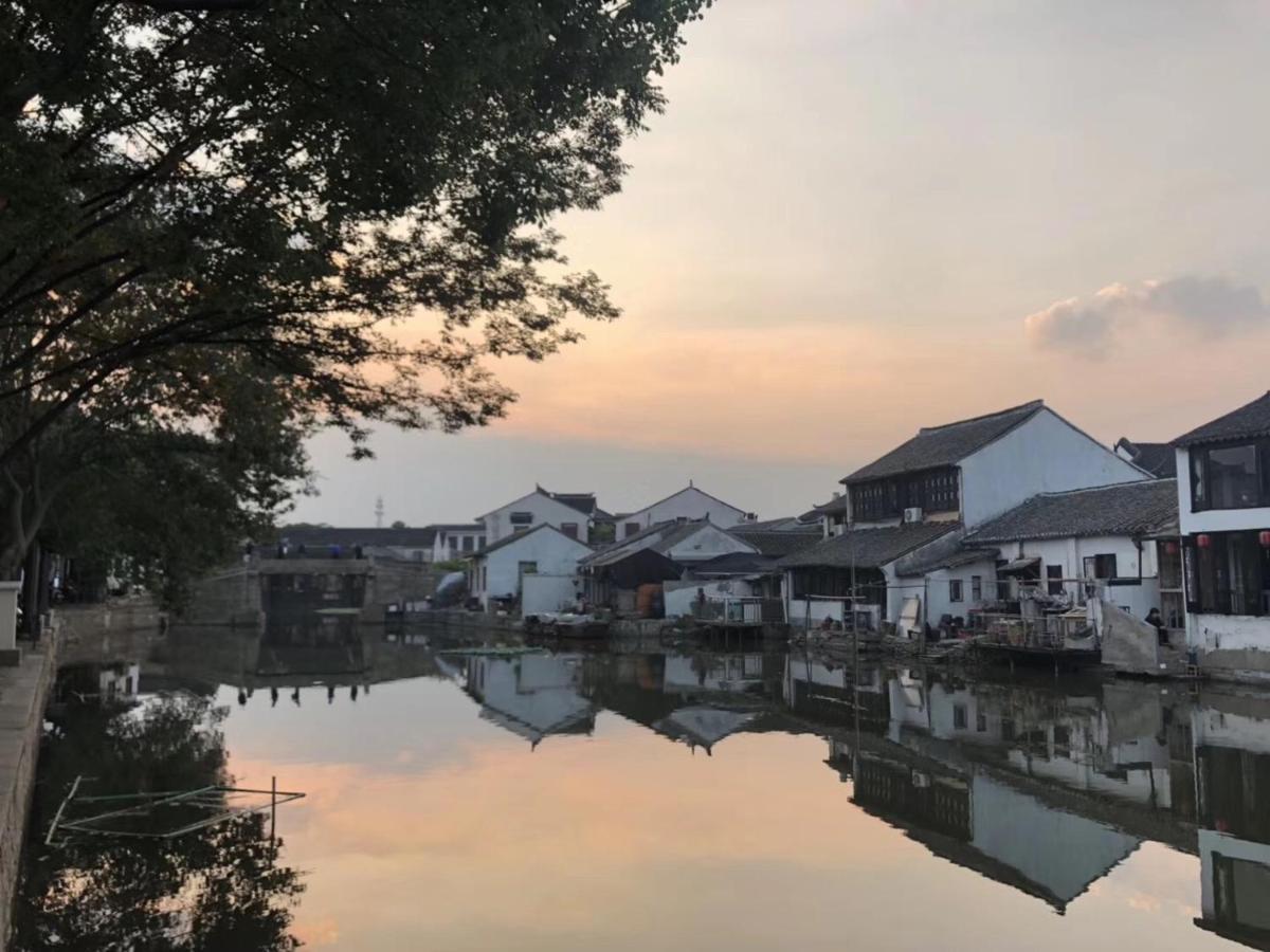 Tongli Slowlife River View Inn Сучжоу Экстерьер фото
